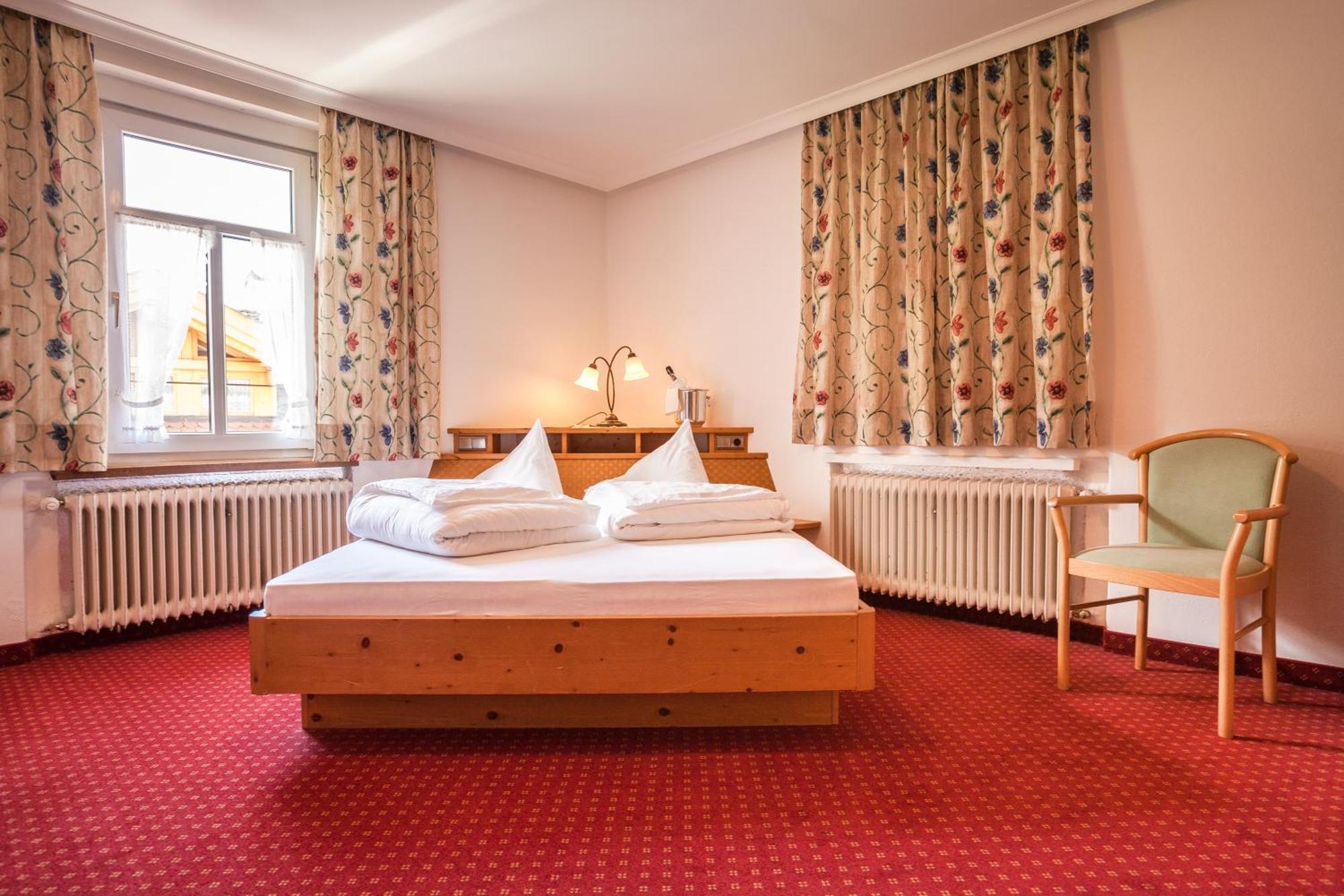Hotel Villa Waldheim San Candido Room photo